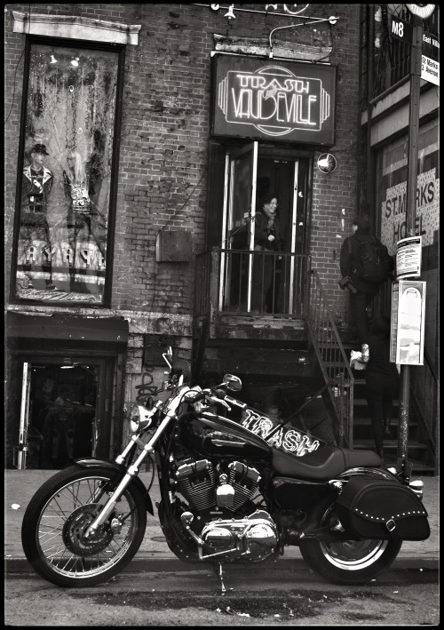 TrashnVaudville8street